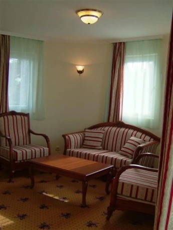 Imagen general del Hotel SANTE H&eacute;v&iacute;z. Foto 7