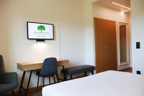 Imagen de la habitación del Hotel SANTHYAGO TROFA. Foto 5