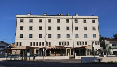 Imagen de los exteriores del Hotel SANTHYAGO TROFA. Foto 13