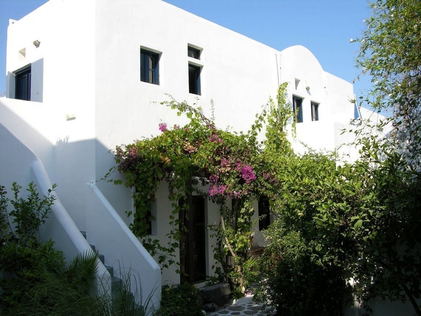 Imagen de los exteriores del Hotel SANTORINI REFLEXIONS SEA. Foto 6