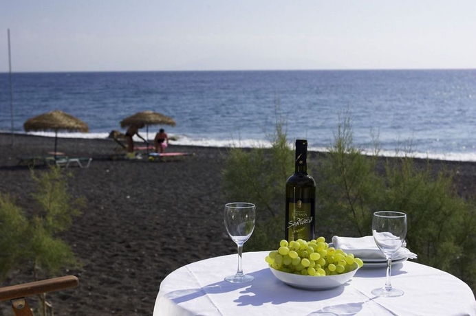 Imagen del bar/restaurante del Hotel SANTORINI REFLEXIONS SEA. Foto 3