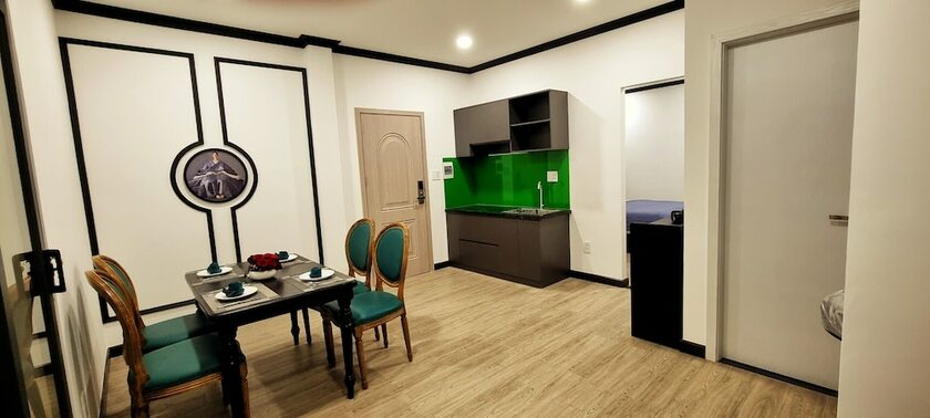 Imagen del bar/restaurante del Hotel SARGON D'LUXE. Foto 6