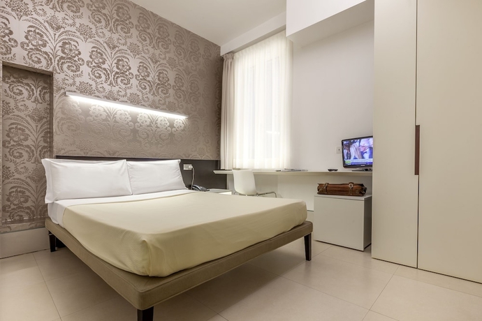 Imagen de la habitación del Hotel SAVOY HOTEL PARMA. Foto 2