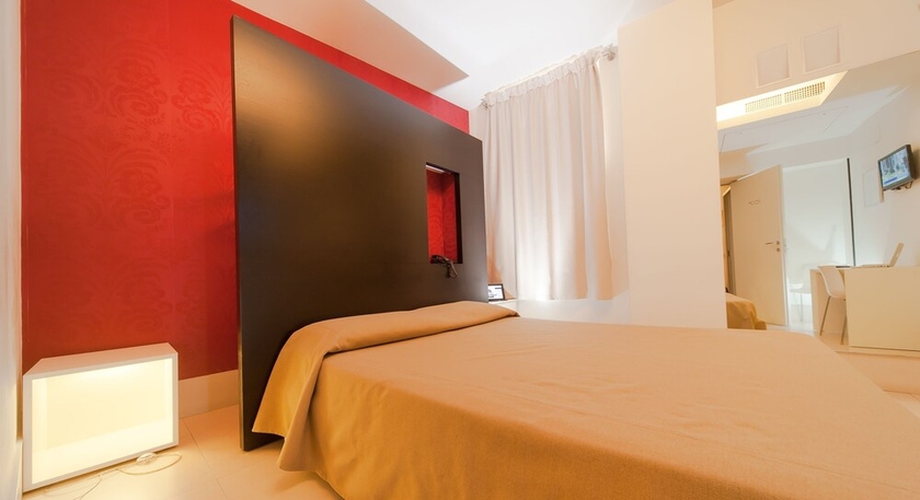 Imagen de la habitación del Hotel SAVOY HOTEL PARMA. Foto 12