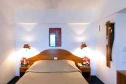 Imagen de la habitación del Hotel SAVOY, MAMAIA. Foto 3