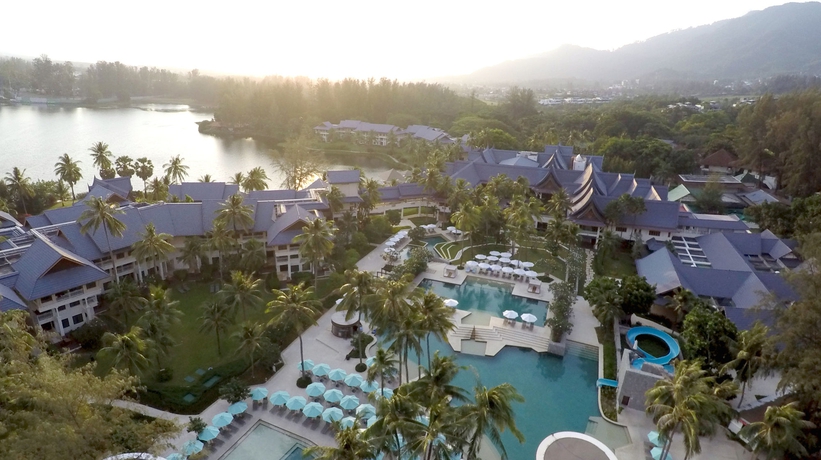 Imagen de los exteriores del Hotel SAii Laguna Phuket. Foto 7