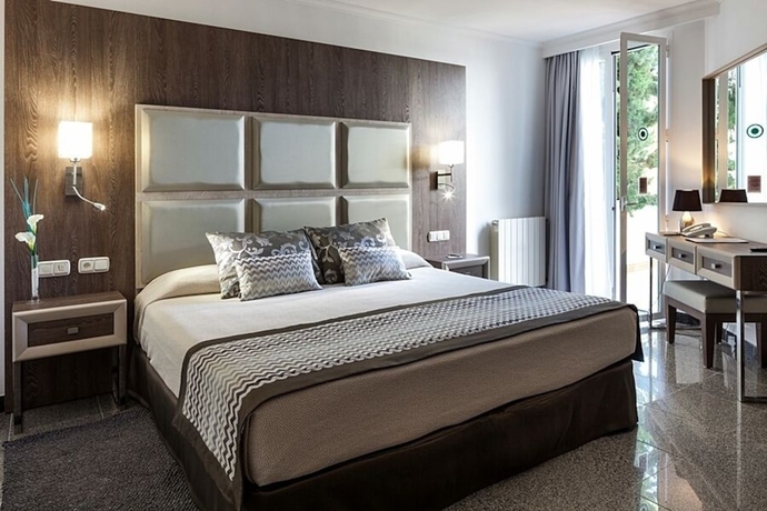 Imagen de la habitación del Hotel S'Argamassa Boutique. Foto 10