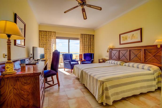 Imagen de la habitación del Hotel SBH Costa Calma Palace. Foto 10