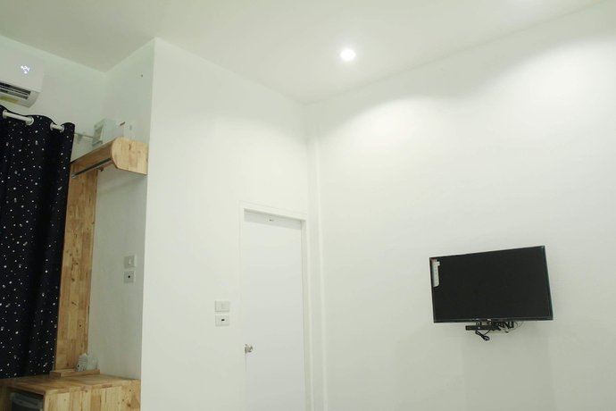 Imagen de la habitación del Hotel SB.Inn. Foto 15