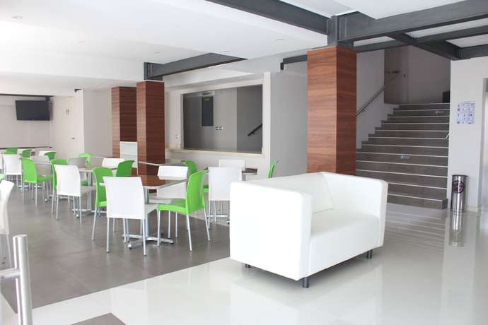 Imagen del bar/restaurante del Hotel SC HOTEL. Foto 3