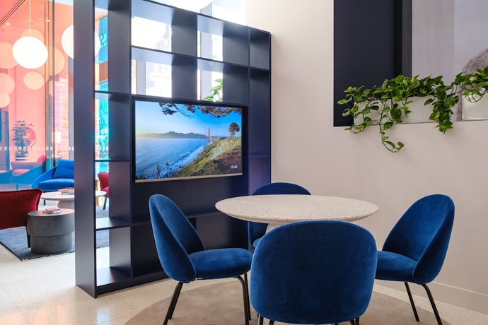 Imagen de los interiores del Hotel SCAPE LIVING AT AURORA. Foto 17