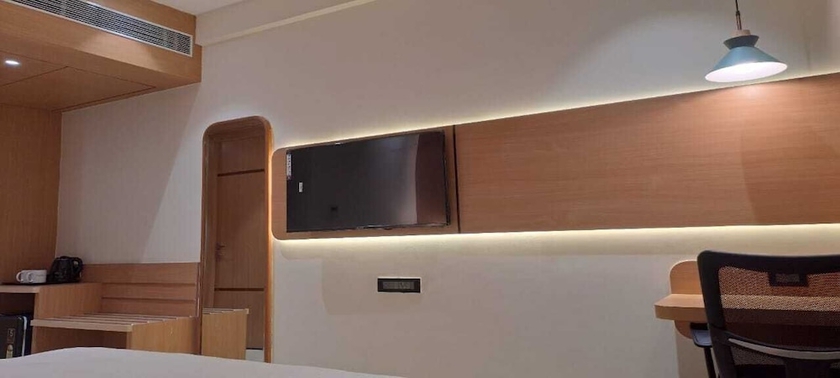 Imagen de la habitación del Hotel SCARLET BY PLAYSALES. Foto 11
