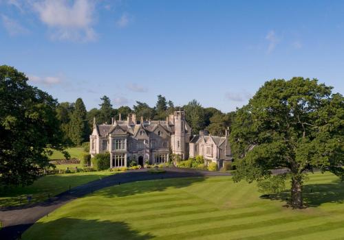 Imagen general del Hotel SCHLOSS Roxburghe. Foto 1