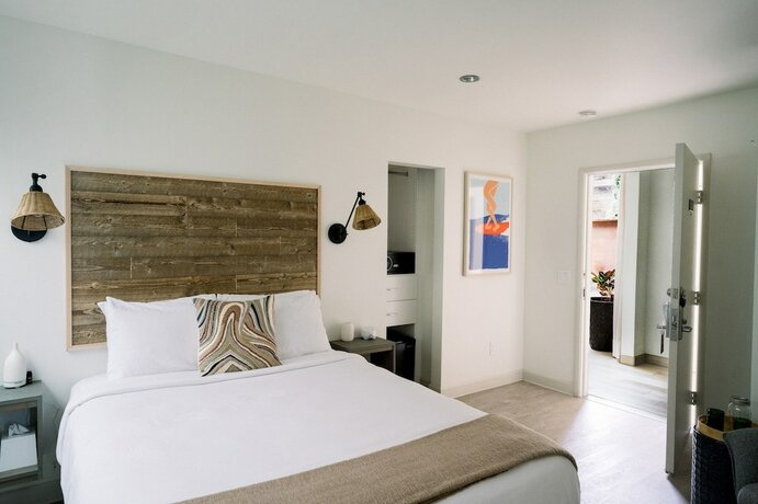 Imagen de la habitación del Hotel SCP Seven4One. Foto 16