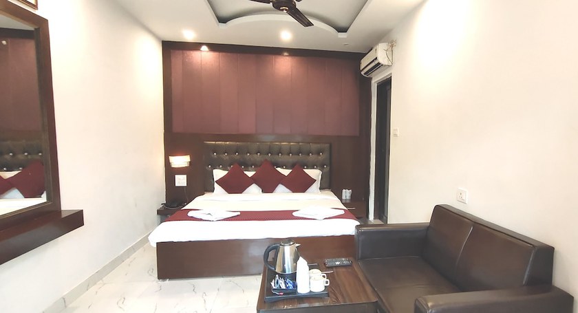 Imagen de la habitación del Hotel SE Grand Aryavart. Foto 17