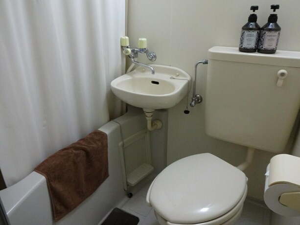 Imagen de la habitación del Hotel SEADIVE GUEST HOUSE. Foto 29