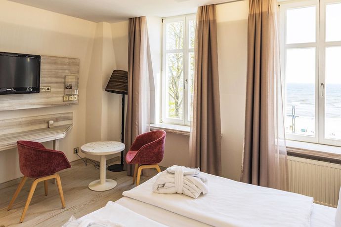 Imagen de la habitación del Hotel SEETELHOTEL Strandhotel Atlantic. Foto 5