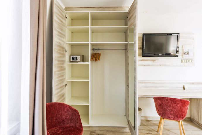 Imagen de la habitación del Hotel SEETELHOTEL Strandhotel Atlantic. Foto 11