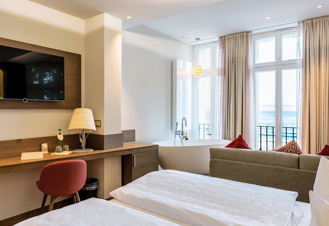 Imagen de la habitación del Hotel SEETELHOTEL Strandhotel Atlantic. Foto 14