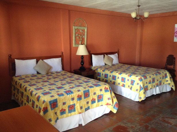 Imagen de la habitación del Hotel SEGEN HOTEL. Foto 10