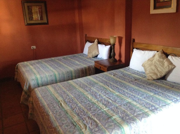 Imagen de la habitación del Hotel SEGEN HOTEL. Foto 11