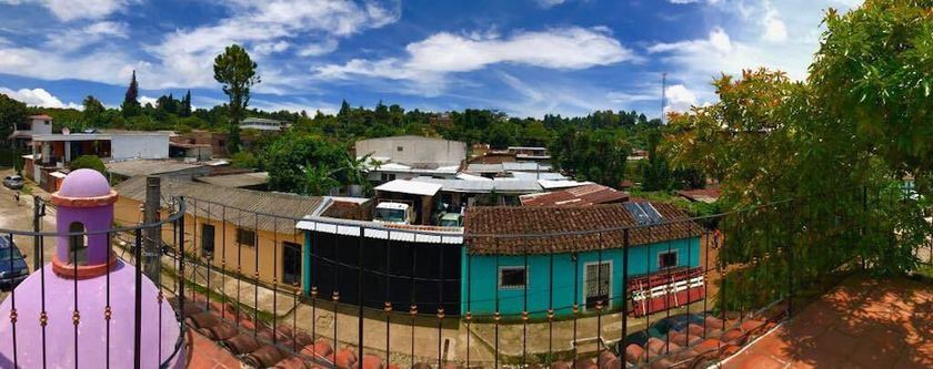 Imagen de los exteriores del Hotel SEGEN HOTEL. Foto 16