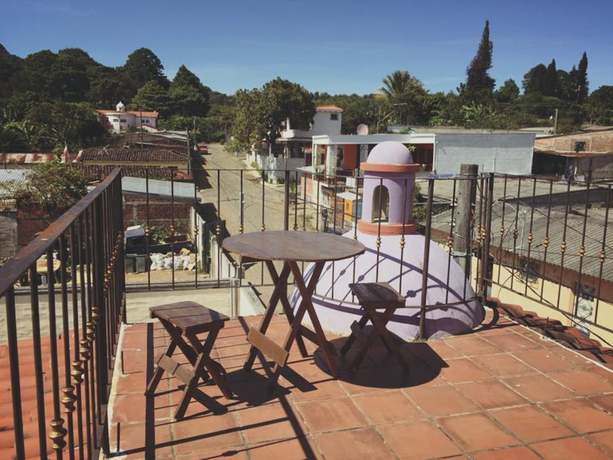 Imagen de los exteriores del Hotel SEGEN HOTEL. Foto 17