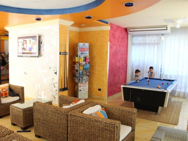Imagen general del Hotel SENIOR, Cattolica. Foto 4