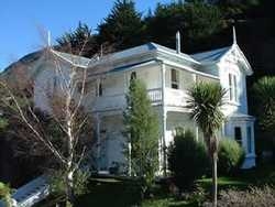 Imagen de los exteriores del Hotel SENNEN HOUSE. Foto 5