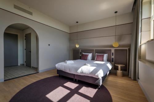 Imagen de la habitación del Hotel SEPHS. Foto 15