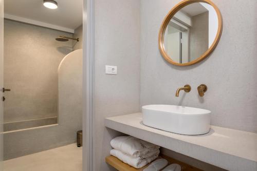 Imagen general del Hotel SERENITY LUXURY HOTEL AGRILIA. Foto 5