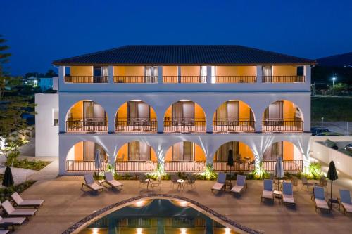 Imagen general del Hotel SERENITY LUXURY HOTEL AGRILIA. Foto 17