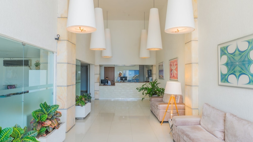 Imagen de los interiores del Hotel SERHS Beach. Foto 18