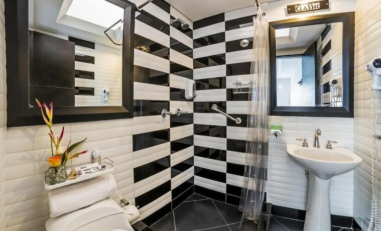 Imagen de la habitación del Hotel SERVICES PREMIUM. Foto 6