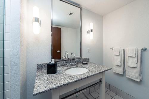 Imagen de la habitación del Hotel SEVEN Sebring Raceway. Foto 8