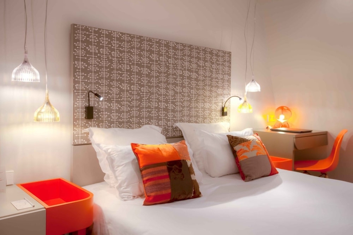 Imagen de la habitación del Hotel SEVRES SAINT GERMAIN. Foto 7