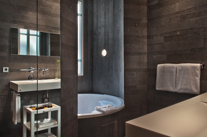 Imagen de la habitación del Hotel SEZZ PARIS. Foto 4
