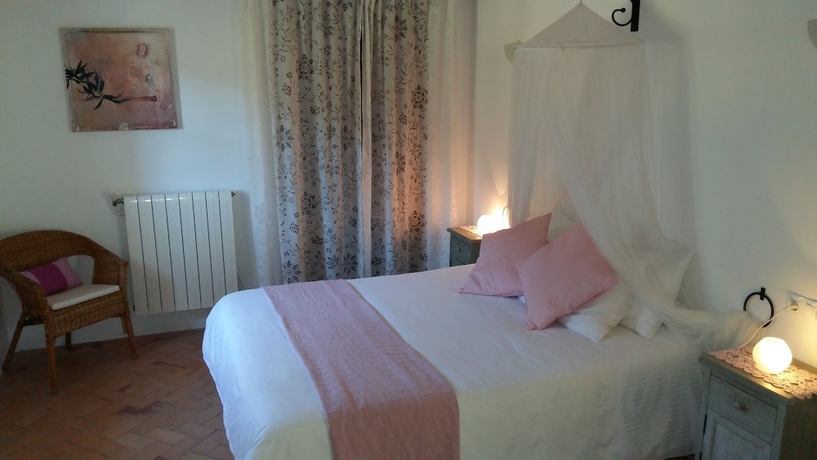 Imagen de la habitación del Hotel S'Era Vella. Foto 17