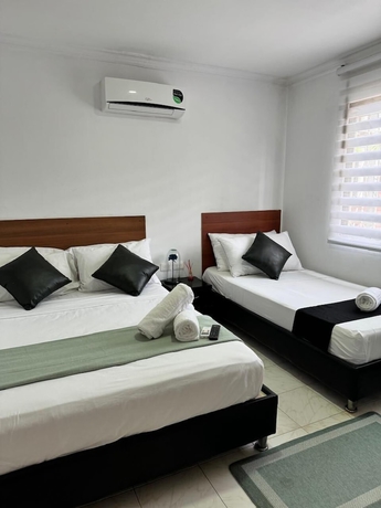 Imagen de la habitación del Hotel SGH MADELEINE INN. Foto 6