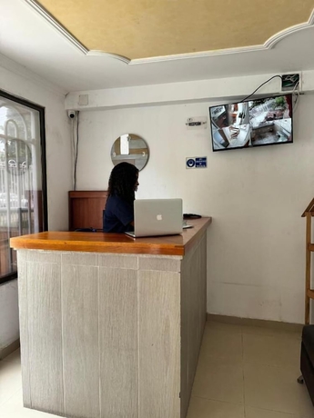 Imagen de los interiores del Hotel SGH MADELEINE INN. Foto 16