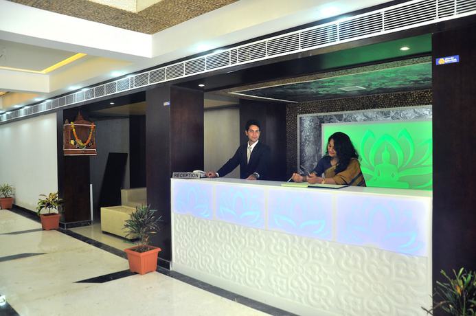 Imagen de los interiores del Hotel SGT Plaza, Varanasi. Foto 18