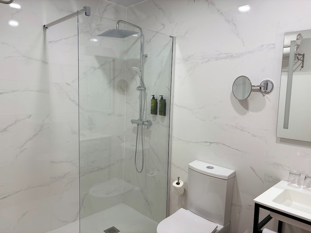 Imagen de la habitación del Hotel SH Campus Lyceum. Foto 8