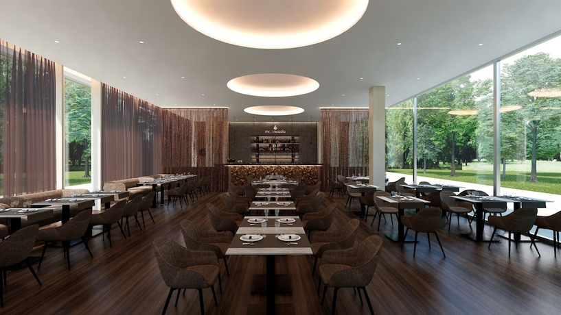 Imagen del bar/restaurante del Hotel SH Campus Lyceum. Foto 3