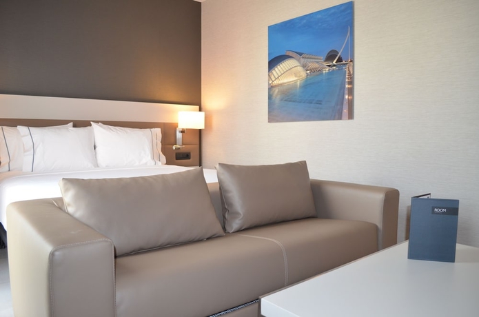 Imagen de la habitación del Hotel SH Hotel Colon Valencia. Foto 11