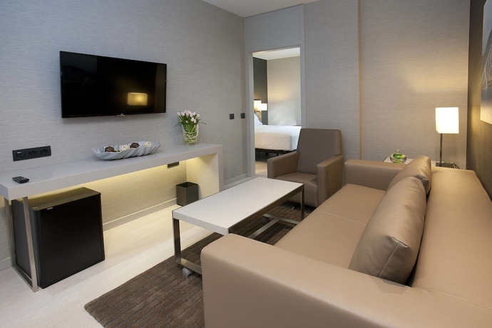 Imagen de la habitación del Hotel SH Hotel Colon Valencia. Foto 13