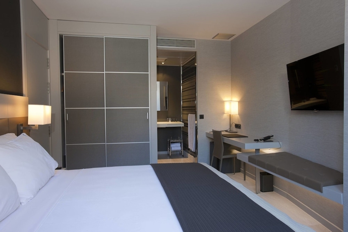 Imagen de la habitación del Hotel SH Hotel Colon Valencia. Foto 14