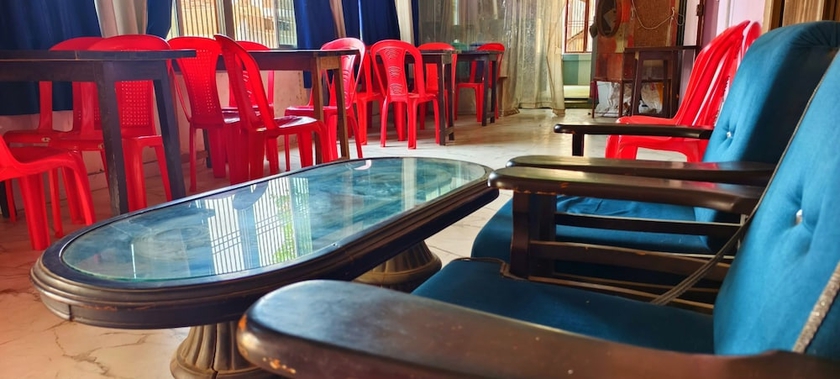 Imagen general del Hotel SHRI AYODHYA DHAM HOTEL AND RESTAURANT. Foto 3