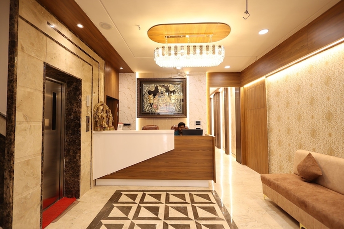 Imagen de los interiores del Hotel SHRI HARIDAS KUNJ. Foto 16