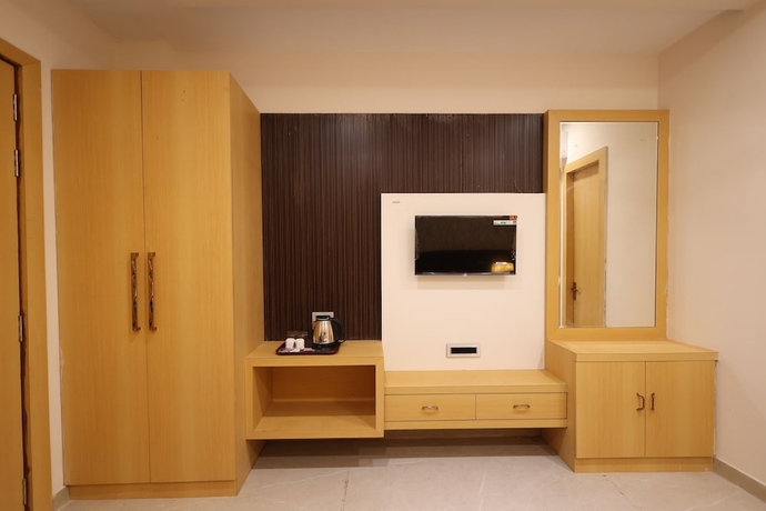 Imagen de la habitación del Hotel SHRI HARIDAS KUNJ. Foto 13