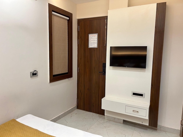 Imagen de la habitación del Hotel SHRI HARIDAS KUNJ. Foto 15
